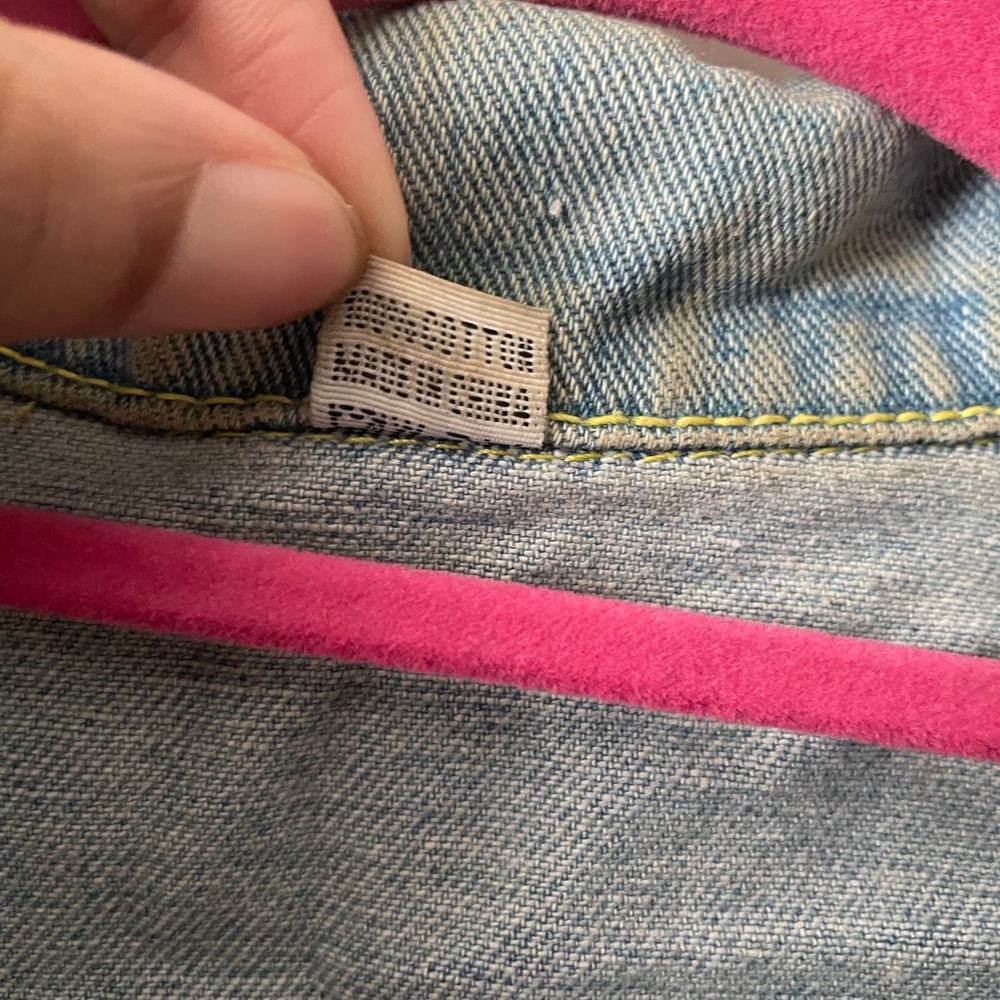 Light Washed Denim Jacket - Picture 8 of 8